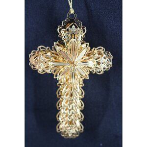 Danbury Mint 2006 Cross Ornament With Intricate Floral Design